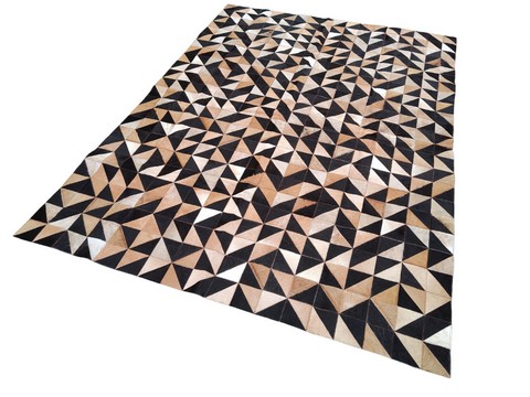 Beige & Black Triangles cowhide rug